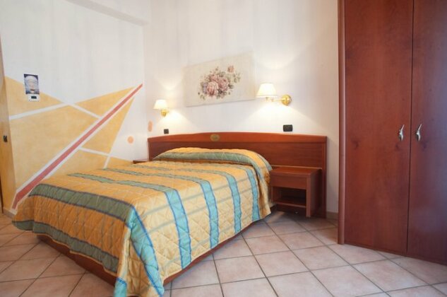 Hotel Romantic Cavaion Veronese - Photo4