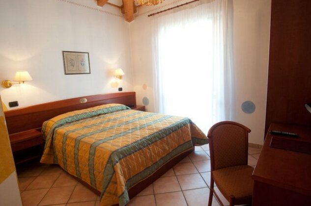 Hotel Romantic Cavaion Veronese - Photo5