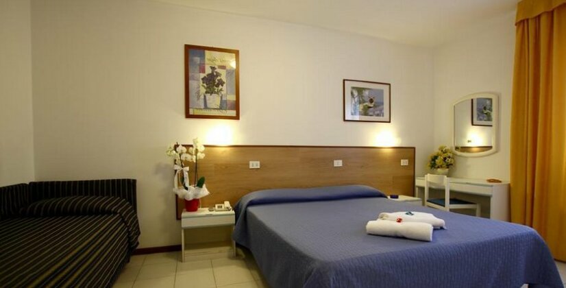 Hotel Ginevra Cavo - Photo3