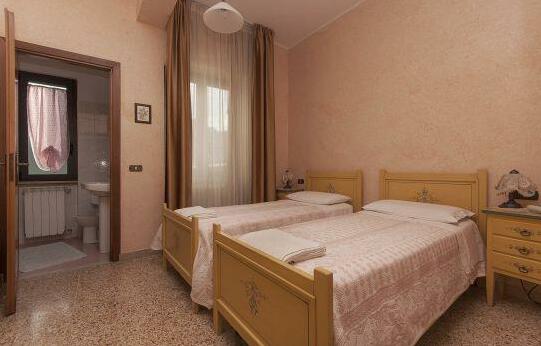 Hotel La Villa Ceccano - Photo2