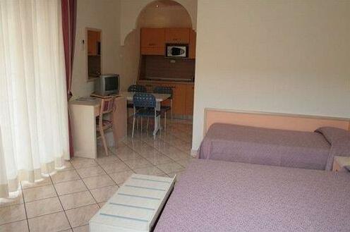 Hotel Sileoni Dependance Villa Antonio - Photo2