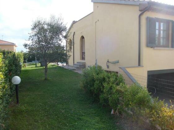 Villa Athena Cecina - Photo2