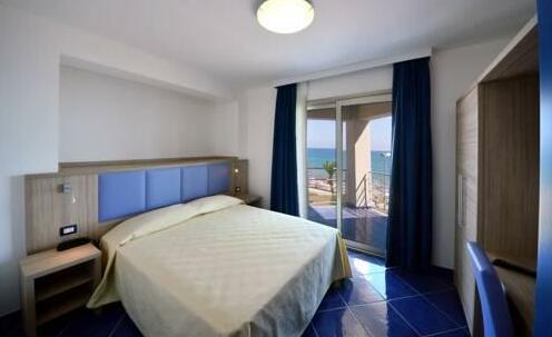 Astro Suite Hotel - Photo5