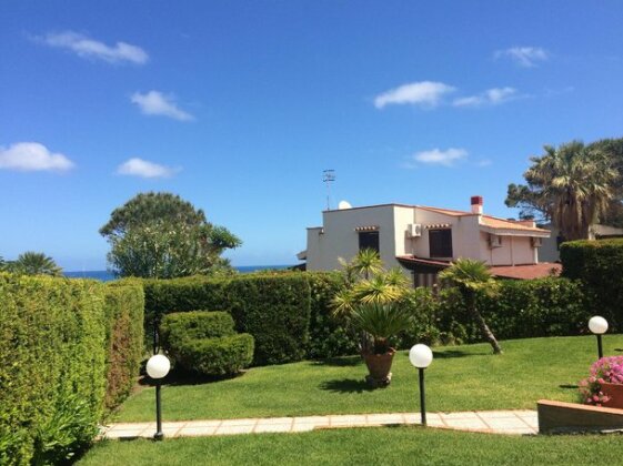 Royal Bay Apartment - Photo4