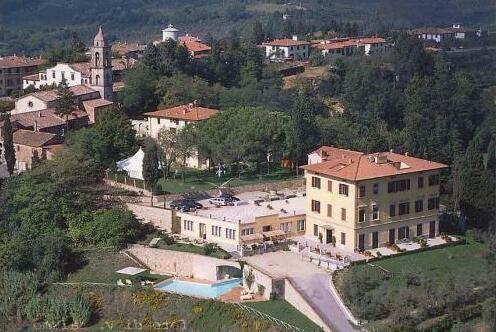 Villa Tavolese Hotel & Apartments - Photo2