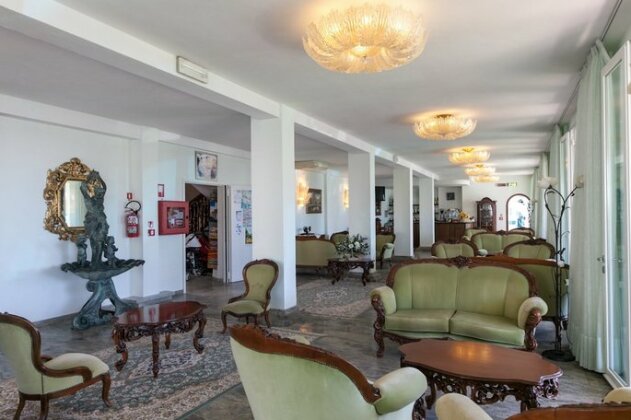 Hotel Dea - Photo4