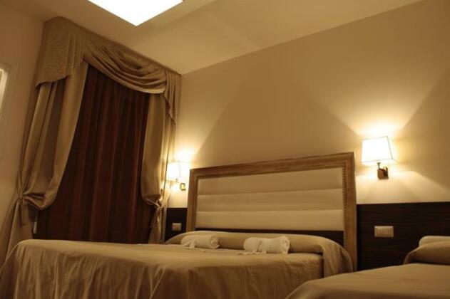 Hotel Donatella Pinarella - Photo2