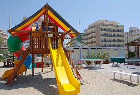 Hotel Londra Cervia - Photo2