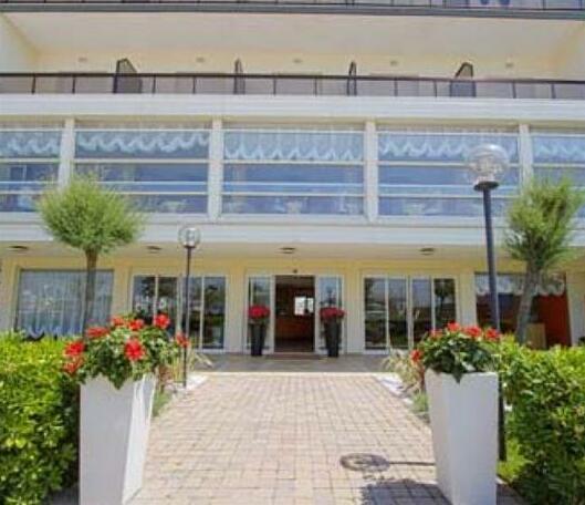 Hotel Londra Cervia - Photo5