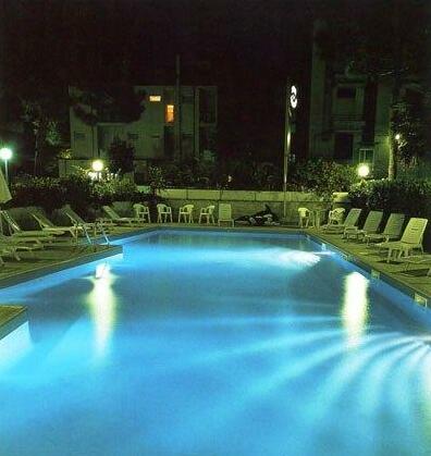 Hotel Sayonara Cesenatico - Photo2