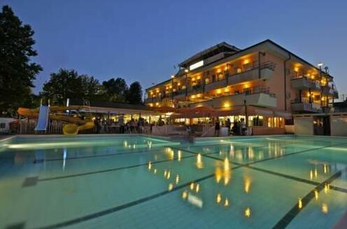 Hotel Serenissima Village - Photo2