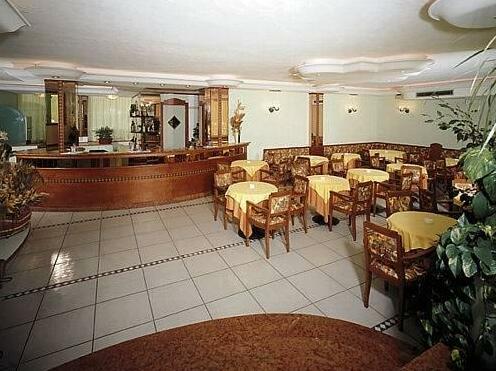 Hotel Smeraldo Cesenatico - Photo4