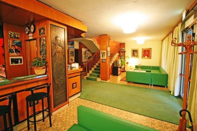 Hotel Tilly - Photo5