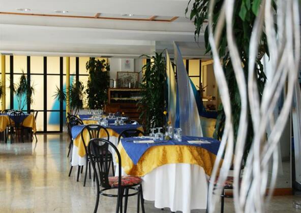 Hotel La Carruba - Photo2