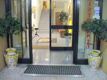 Hotel Gloria Chianciano Terme - Photo2