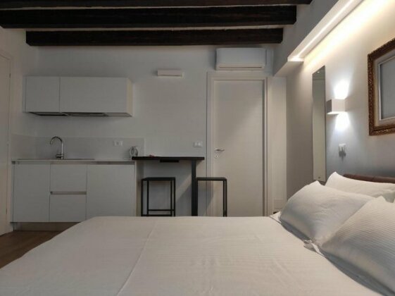 Borgo di Ponte Holiday Apartments & Rooms