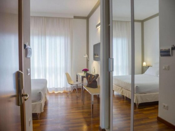 Hotel Miramare Civitanova Marche - Photo4