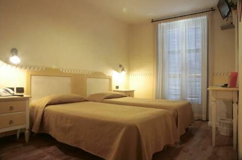 Hotel Risi - Photo3