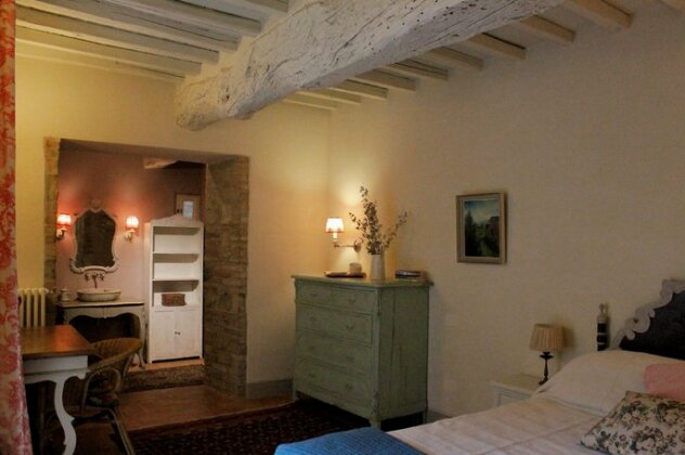 Homestay - Private Room in medieval borgo - Photo2