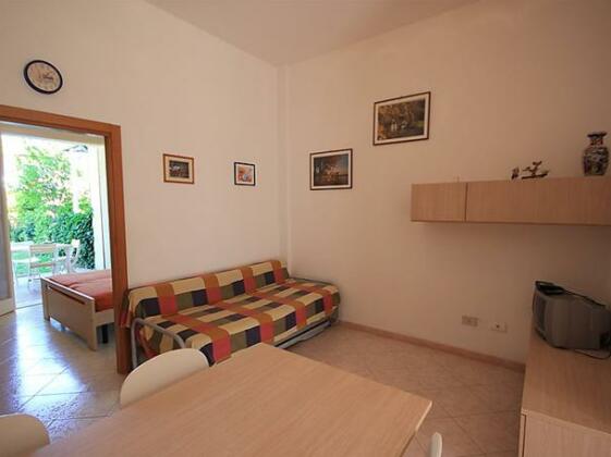 Agenzia Vear Katiuscia 1 - Photo2