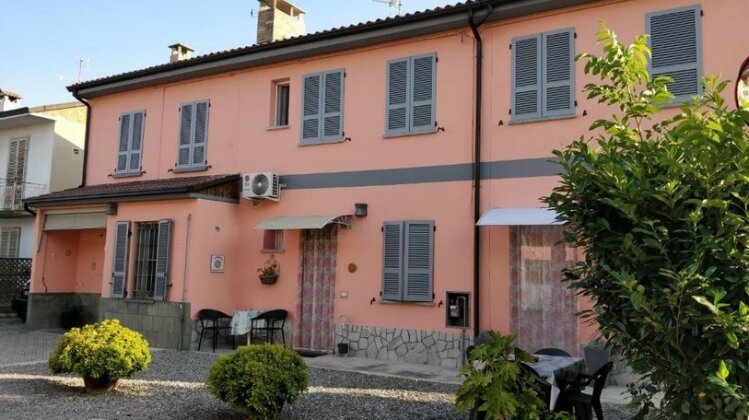 Marinella Guest House