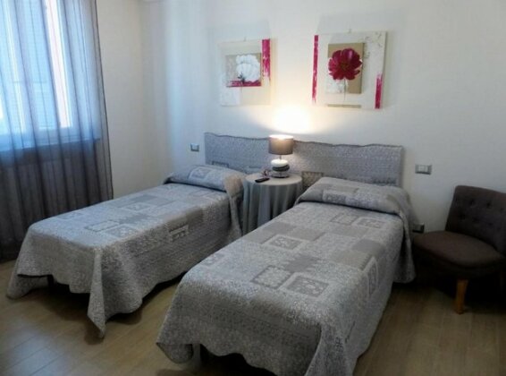 Marinella Guest House - Photo2