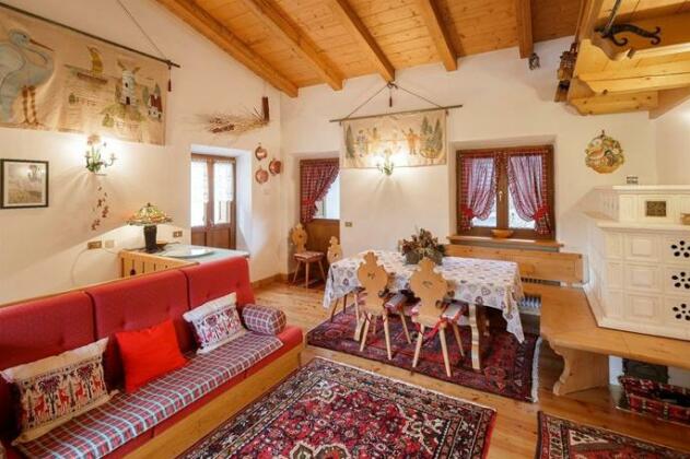 Chalet Lacedel StayinCortina - Photo4