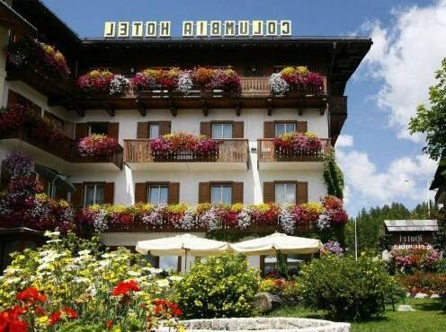 Hotel Columbia Cortina d'Ampezzo - Photo3