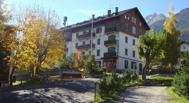 Hotel Serena Cortina d'Ampezzo - Photo2