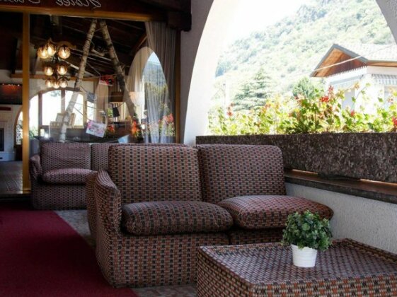 Hotel Alpino Cuasso al Monte - Photo5