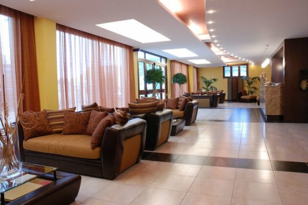 Villa Zina Park Hotel - Photo3