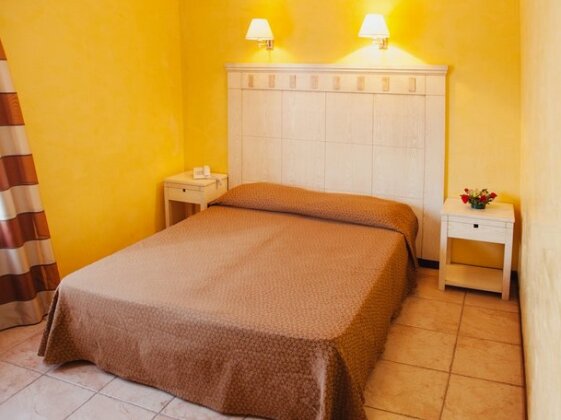 Villa Zina Park Hotel - Photo5