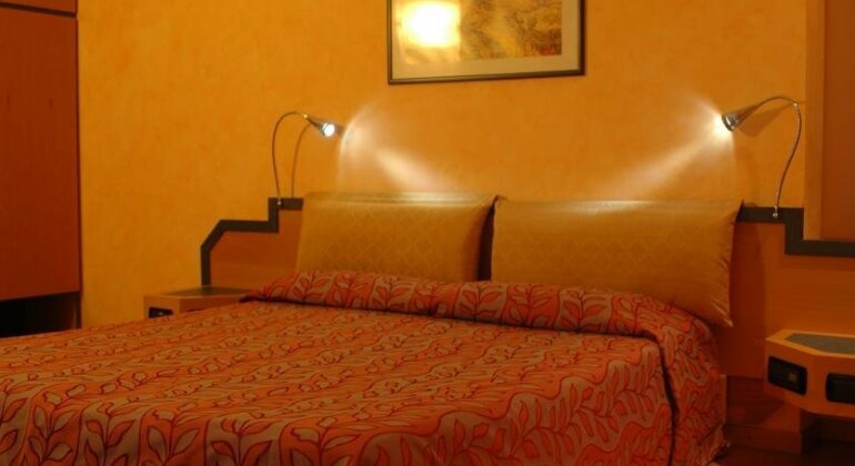 Hotel St John Desio - Photo3