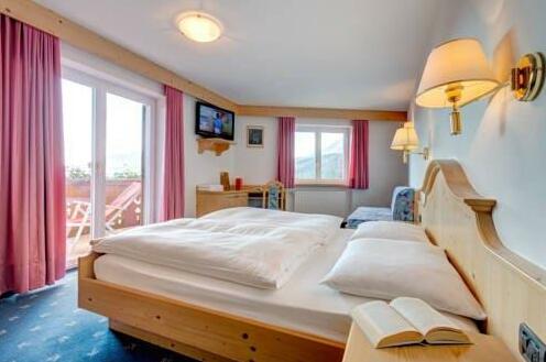 Hotel Piccolo Deutschnofen - Photo2