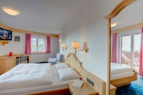 Hotel Piccolo Deutschnofen - Photo4