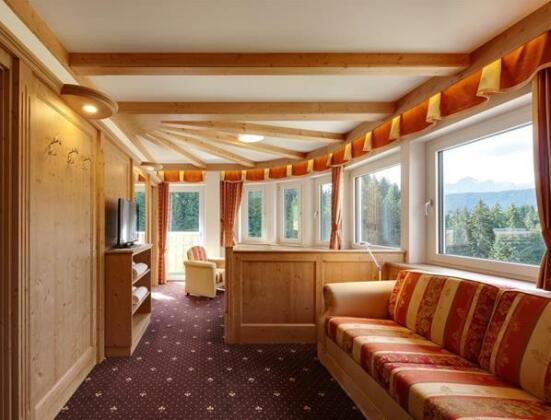 Hotel Schwarzenbach - Photo2