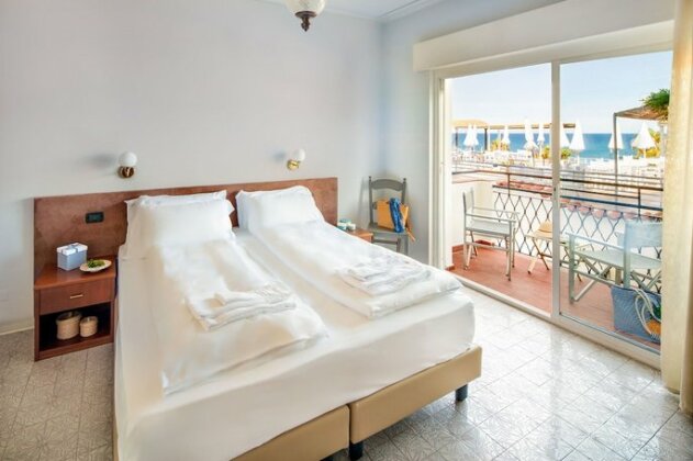 Hotel Moresco Diano Marina - Photo4