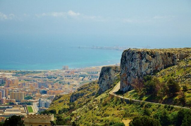 Casa Romeo - Relax nel cuore di Erice - Photo2
