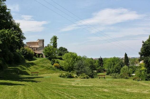 Castello Montegiove - Photo2