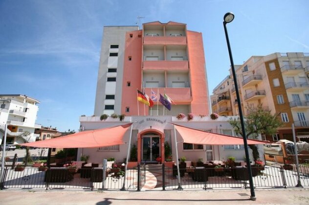 Miramare Inn Hotel - Photo3