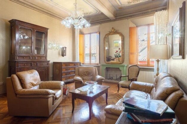 Exclusive Palazzo Schifanoia Apartment