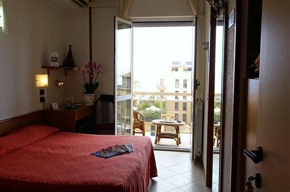 Hotel Careni - Photo5