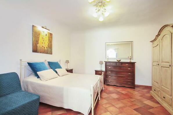 1br Apartment In The Centre - Photo4