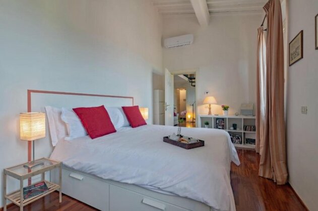 A cozy apartment in Oltrarno