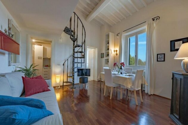 A cozy apartment in Oltrarno - Photo2