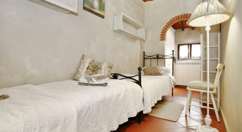 Gina Guest House - Photo4