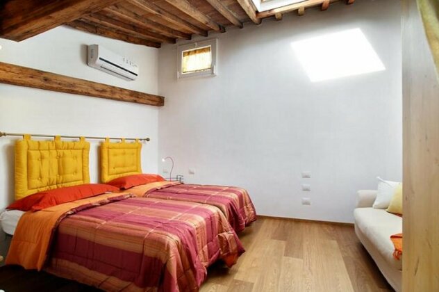 Giuseppe Verdi Apartment Close To Santa Croce - Photo4