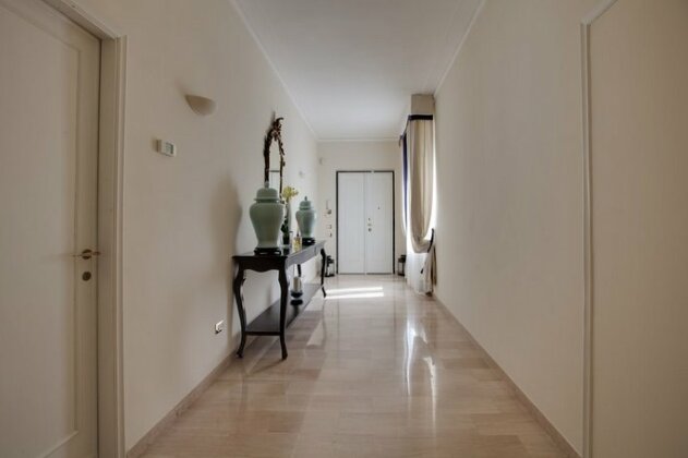 Kometa Suites & Apartments - Photo3