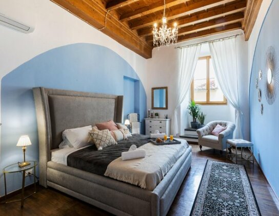 NEW - A Florence Palace - 4 bedroom apartment AC - Photo2