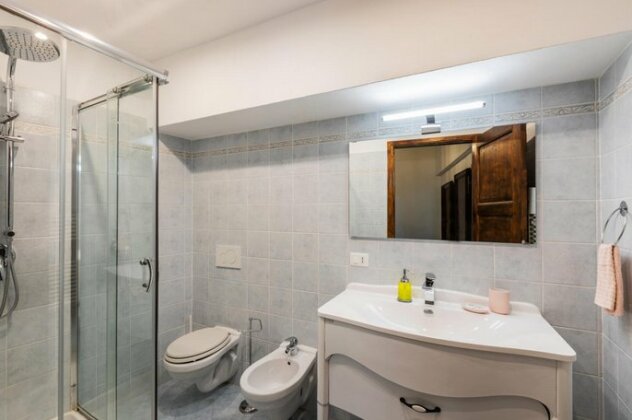 NEW - A Florence Palace - 4 bedroom apartment AC - Photo5